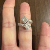 18k White Gold and 0.69cttw Diamond Heavy Crossover Ring Size 7.25
