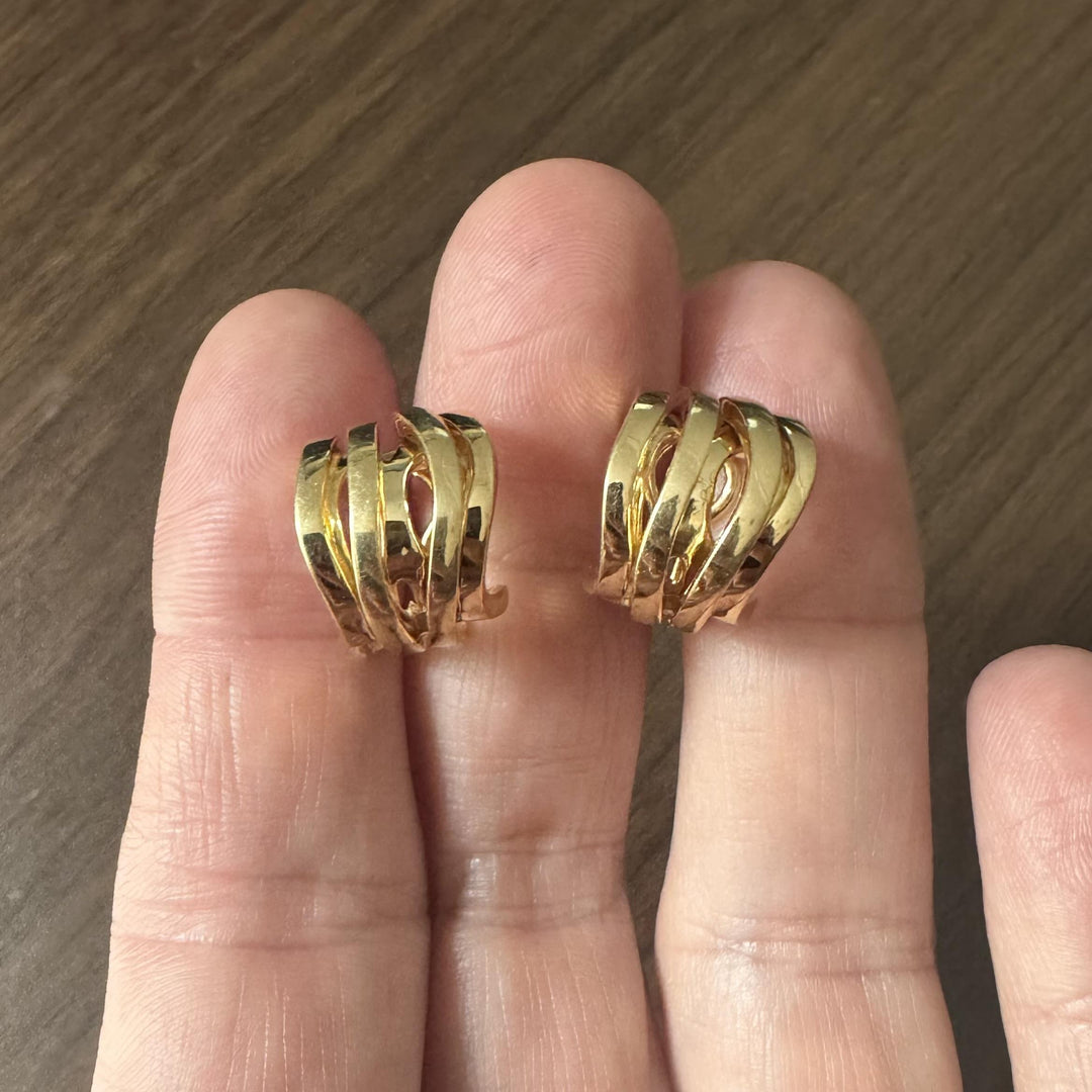 18k Yellow Gold 16g Solid Four Strand Abstract Huggie Earrings