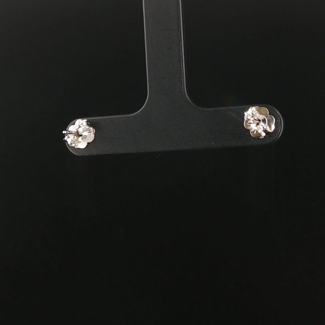 Brand New 0.55cttw Natural Diamond Stud Earrings in 14k Gold