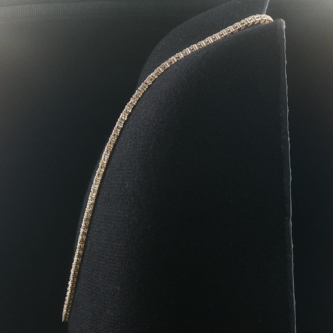 Brand New 12.5cttw Natural Diamond Tennis Necklace in 14k Gold