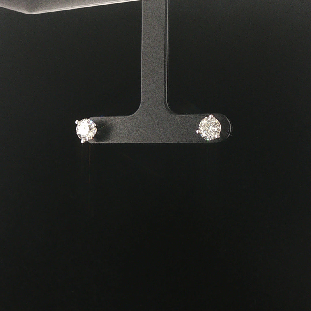 Brand New 1.75cttw Natural Diamond Stud Earrings in 14k Gold