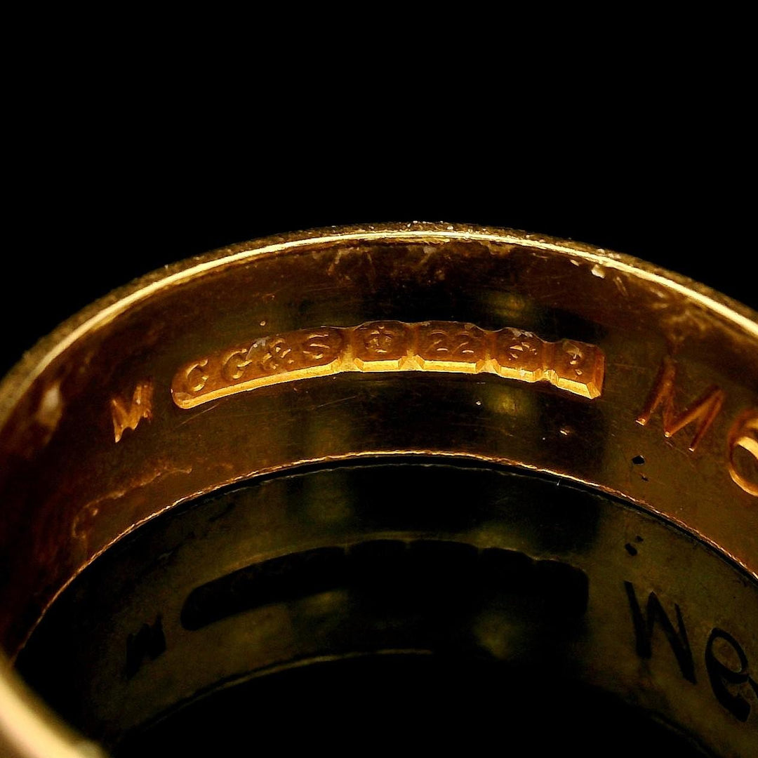 22k Yellow Gold 4.8g Vintage Textured 6mm Band Ring Size 6