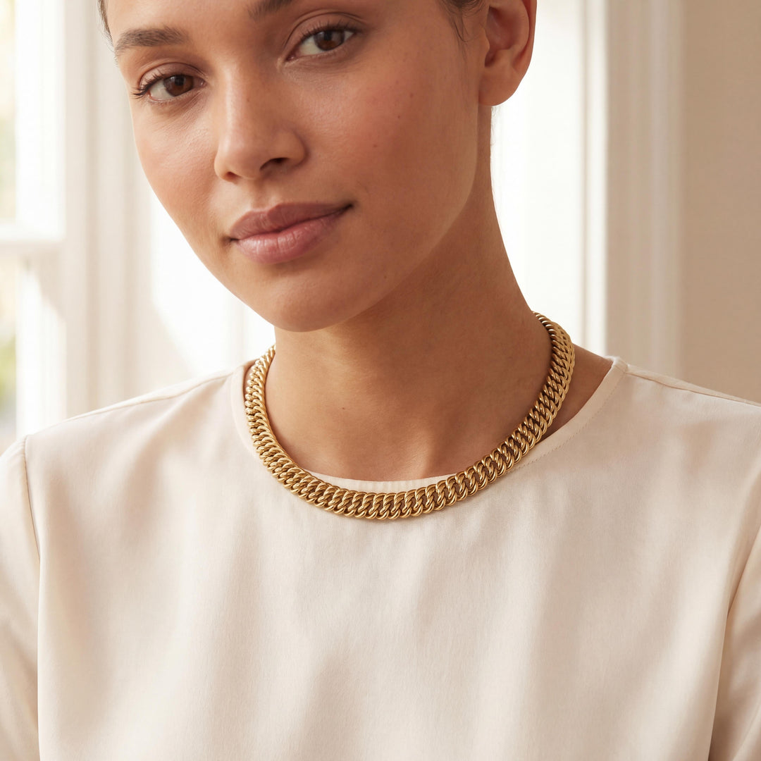 14k Yellow Gold 25.2g Vintage Ladies 9mm Twisted Curb Link Necklace Italy 16.5"