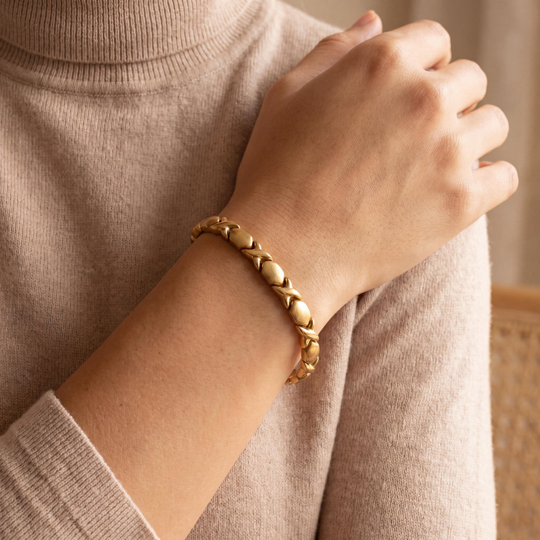 14k Yellow Gold 11.5g Ladies 7mm XO Hugs and Kisses Link Bracelet 7.5"
