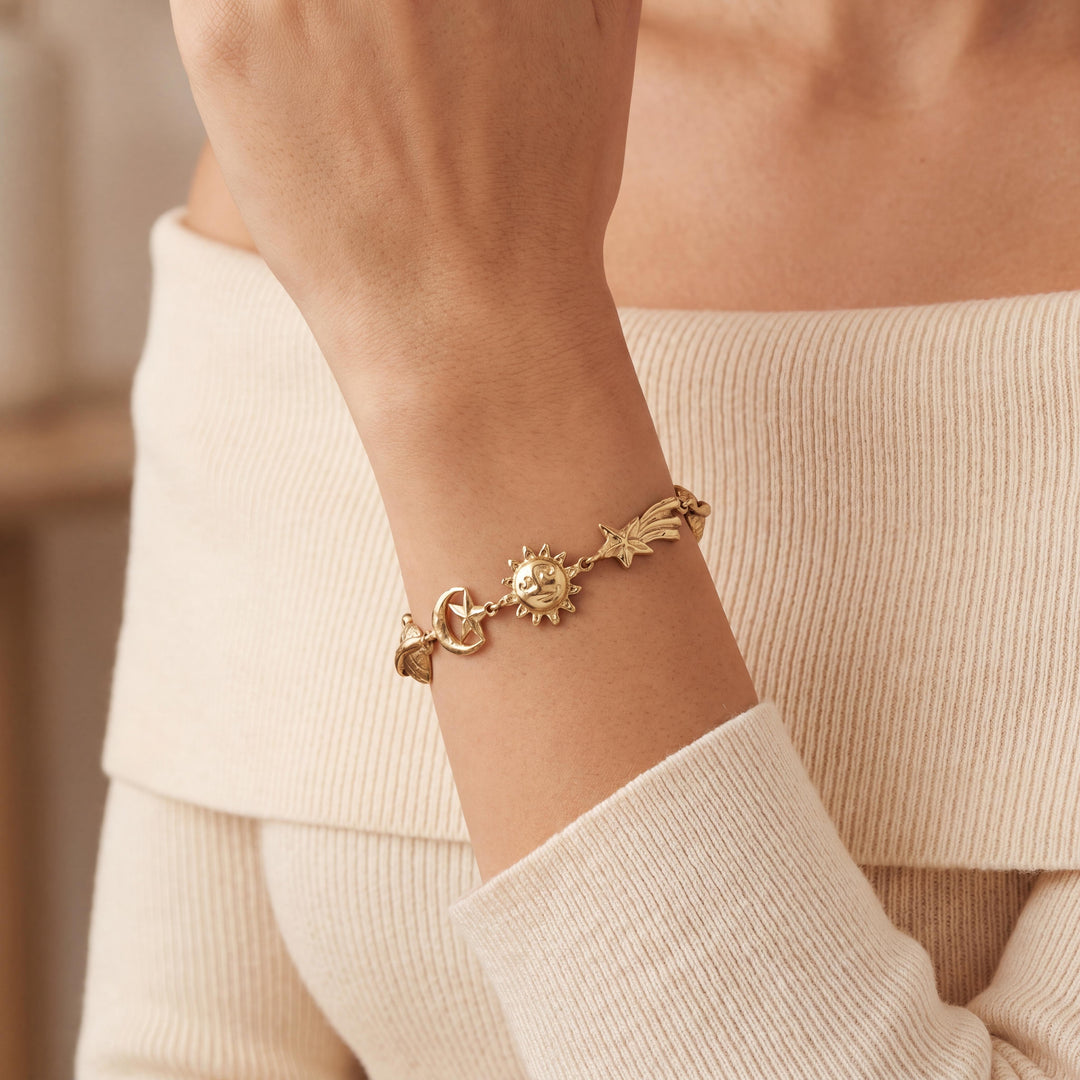14k Yellow Gold 8.5g Sun Moon Earth Stars Charm Bracelet 7.25"