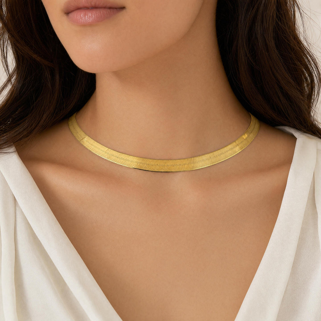 14k Yellow Gold 14.5g Solid Flat Silky 7mm Herringbone Link Necklace Italy 16"
