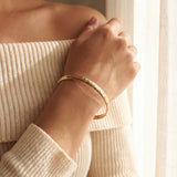 14k Yellow Gold 6.4g Hollow Light 6mm Diamond Cut Floral Bangle Bracelet 7"