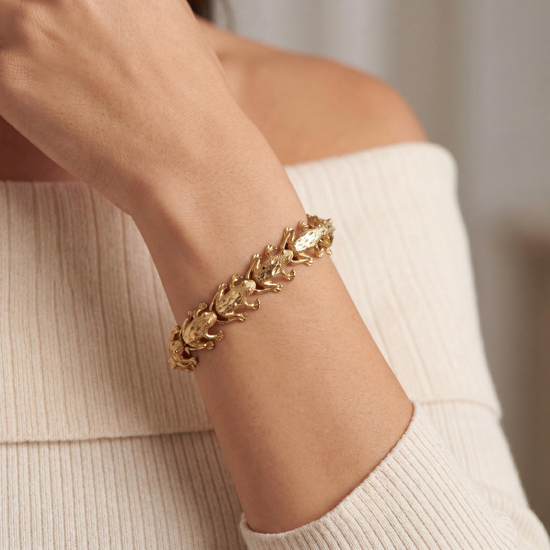 14k Yellow Gold 17.6g Ladies Diamond Cut Frog Charm Link Bracelet 8"