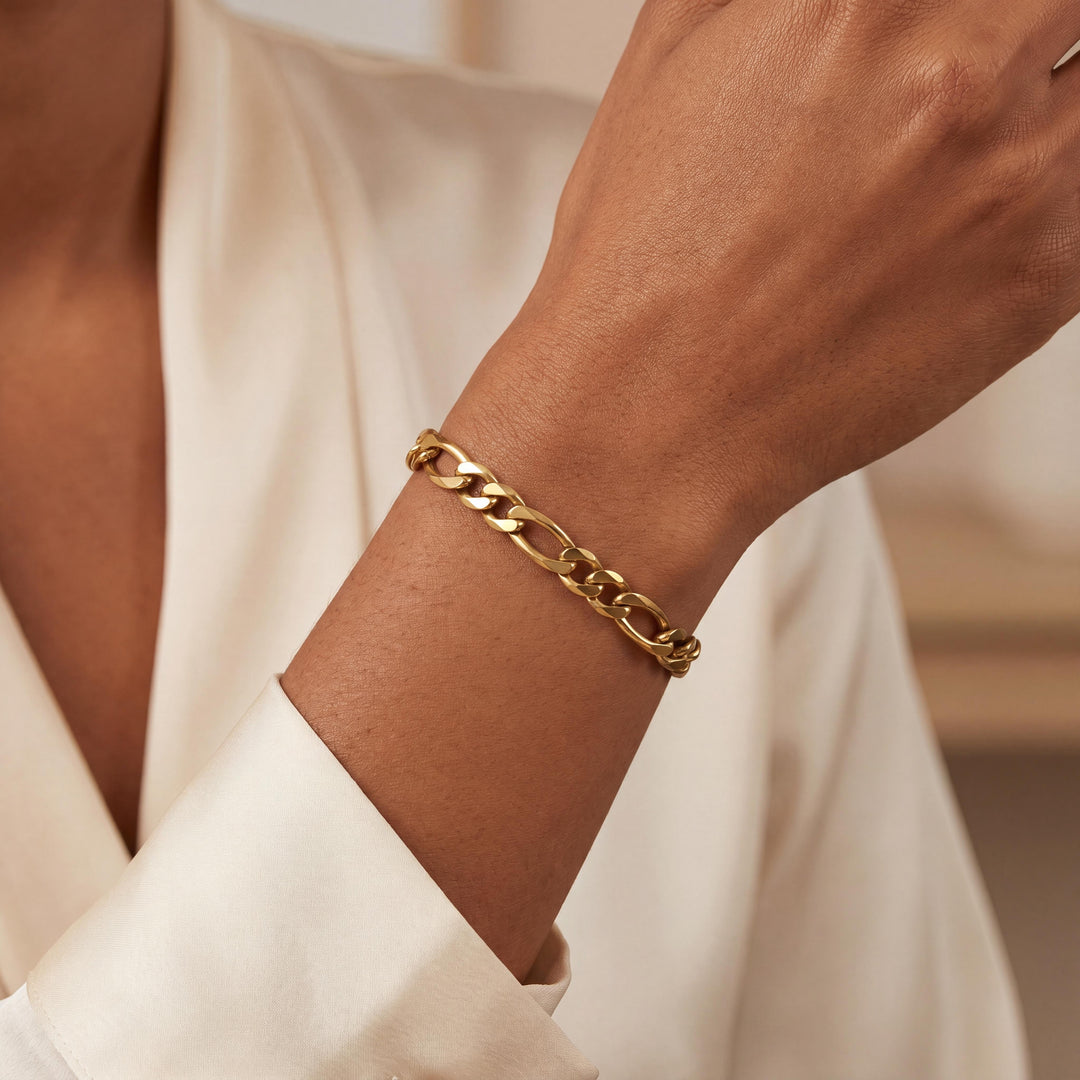 14k Yellow Gold 13.2g Solid  6mm Figaro Link Bracelet Italy 8"