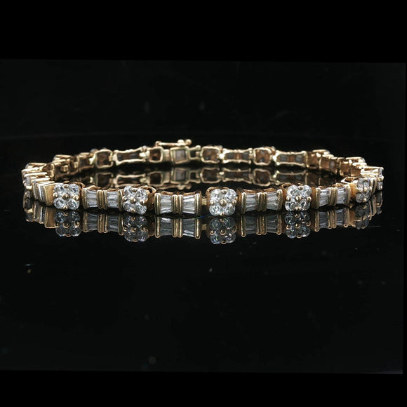 14k Yellow Gold and 3.2cttw Round and Baguette Diamond Vintage Bracelet 7.25