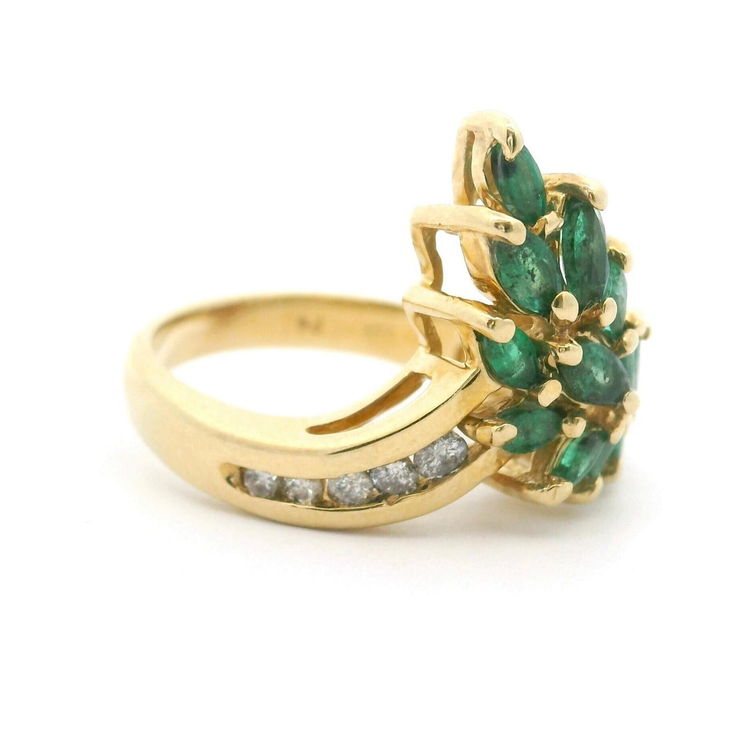 14k Yellow Gold Emerald and Diamond Floral Ring Size 7