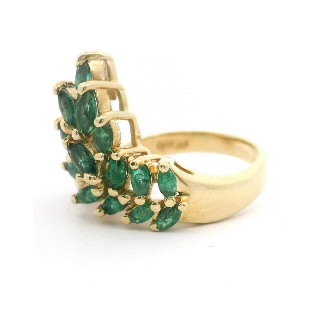 14k Yellow Gold Emerald and Diamond Floral Ring Size 7