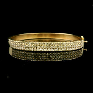 14k Yellow Gold and 2.25cttw Diamond Bangle Bracelet 6.75"