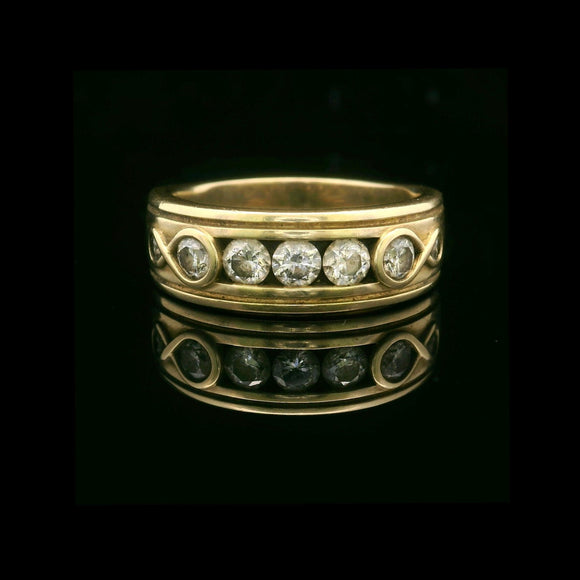 14k Yellow Gold and 0.85cttw Diamond Vintage Band Ring Size 11