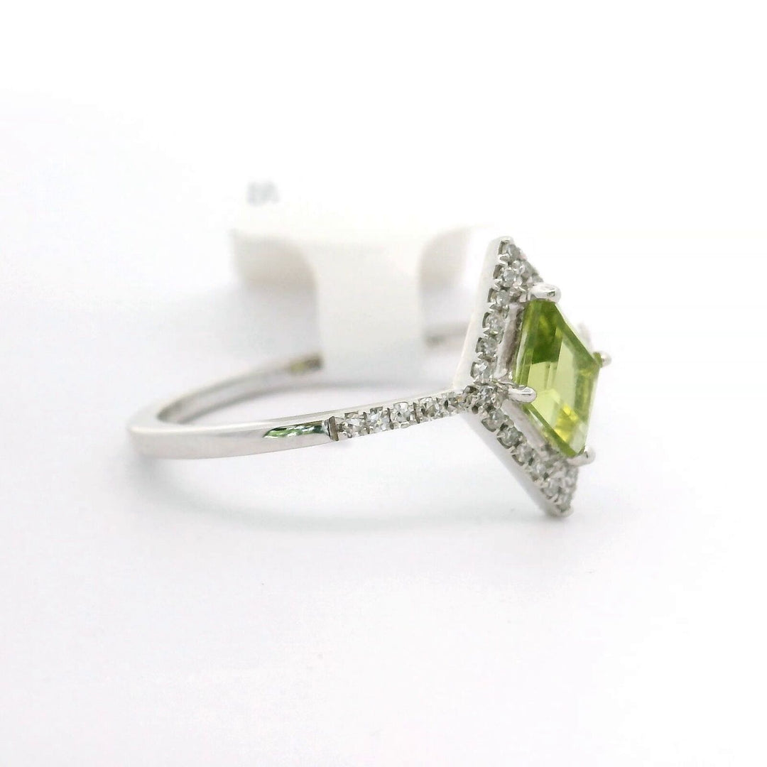 Brand New Peridot and Diamond Halo Ring in 14k White Gold Size 7